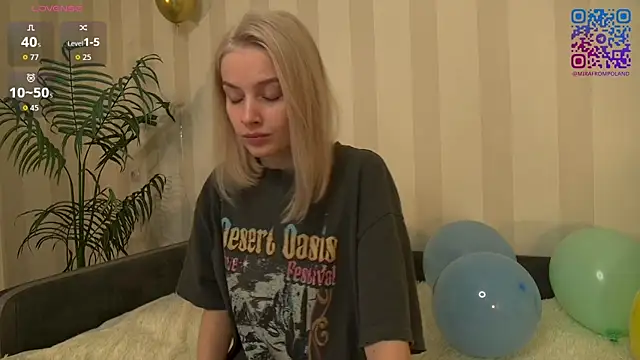 Snapshot of whitesuccubus chatting on 10-16-25, 03:42 whitesuccubus online show from 10-16-25, 03:42
