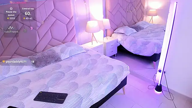 Snapshot of Bella__Lane chatting on 02-17-26, 03:48 Bella Lane online show from 02-17-26, 03:48