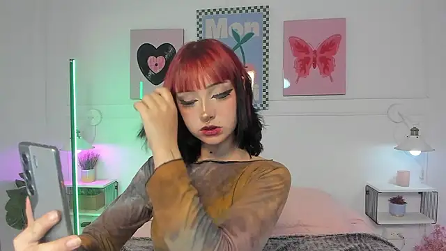 Zoe Lynch  online show from 02-27-26, 11:32