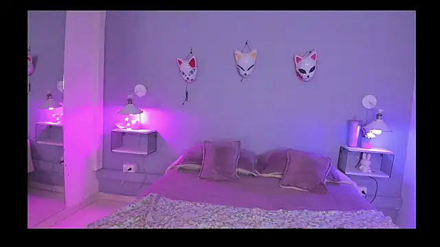 Zoe Lynch  online show from 10-16-25, 11:51