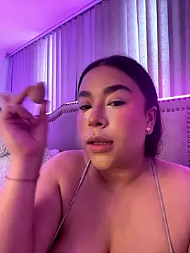 Zoey thompson online show from 04-16-26, 09:39