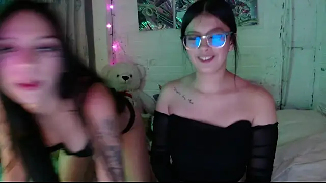 Pamelaa reyess 2 online show from 05-25-26, 04:23