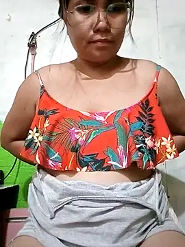 Bianca0516 online show from 12-16-25, 10:19