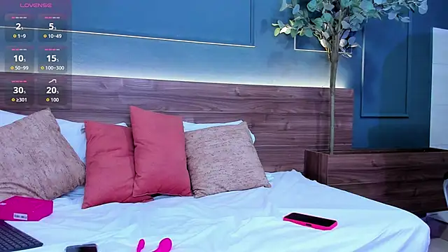 Mia smith x1 online show from 11-26-25, 07:36