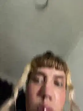 virtualgirlbr online show from 11-03-25, 08:12