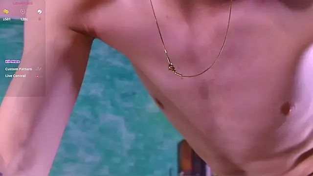 Snapshot of VicenteFerrer chatting on 09-11-25, 12:32 VicenteFerrer online show from 09-11-25, 12:32