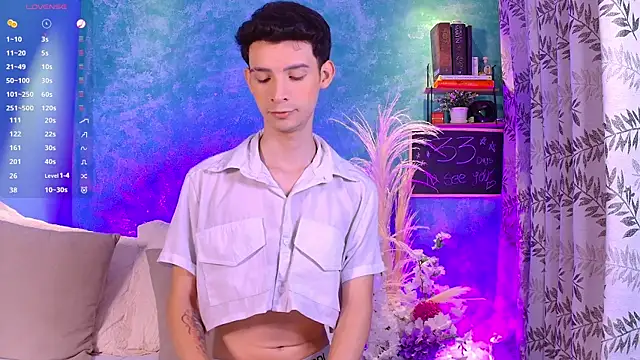 Snapshot of VicenteFerrer chatting on 09-20-25, 02:05 VicenteFerrer online show from 09-20-25, 02:05