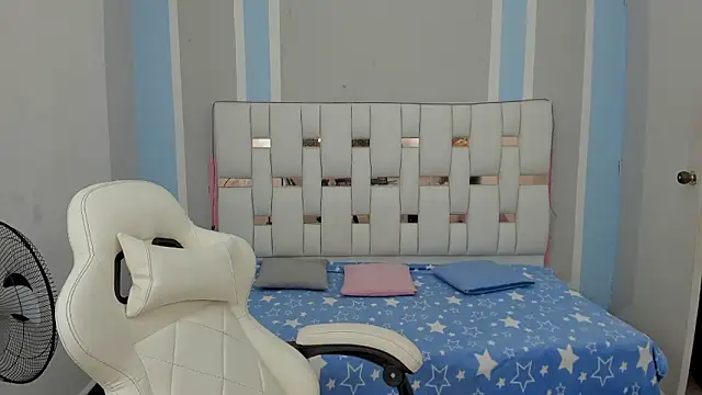 marsmith1 online show from 11-04-25, 04:49