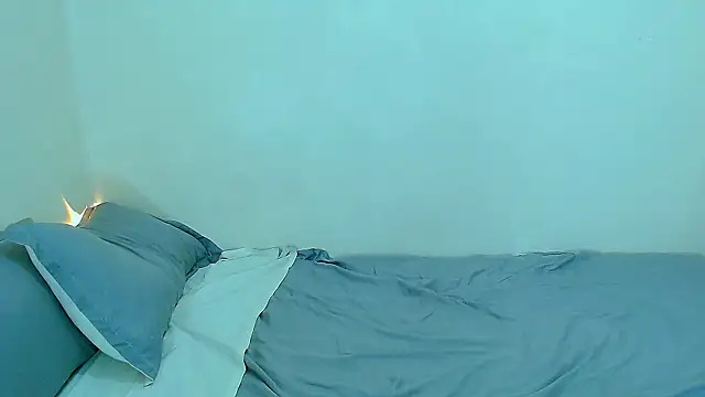 mikhaylahanderson online show from 12-15-25, 04:29