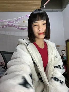 Snapshot of andymi1 chatting on 05-03-26, 02:31 andymi1 online show from 05-03-26, 02:31