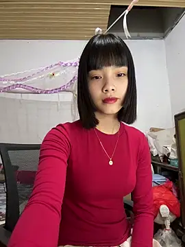 Snapshot of andymi1 chatting on 06-11-26, 02:44 andymi1 online show from 06-11-26, 02:44