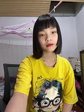 Snapshot of andymi1 chatting on 05-20-26, 01:46 andymi1 online show from 05-20-26, 01:46