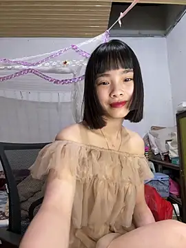 Snapshot of andymi1 chatting on 05-07-26, 02:05 andymi1 online show from 05-07-26, 02:05