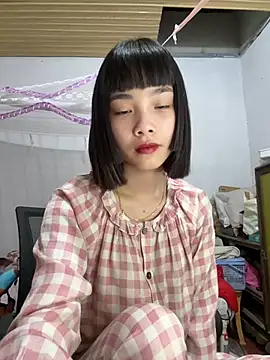 Snapshot of andymi1 chatting on 05-16-26, 01:59 andymi1 online show from 05-16-26, 01:59