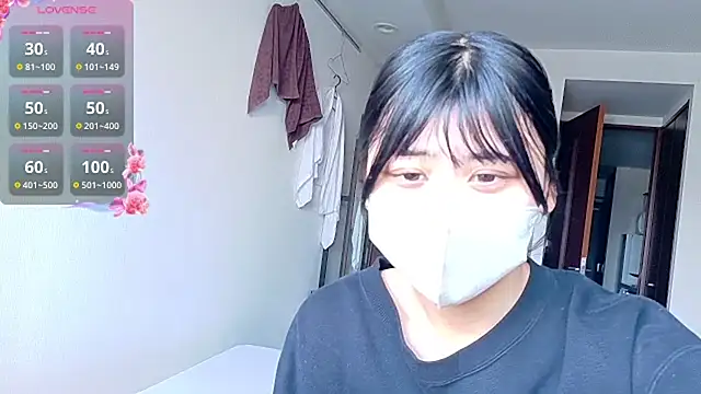 Snapshot of 0p-saki-p0 chatting on 05-14-26, 06:10 0p-saki-p0 online show from 05-14-26, 06:10