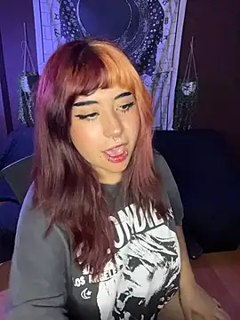 Snapshot of karinari chatting on 11-16-25, 05:39 karinari online show from 11-16-25, 05:39