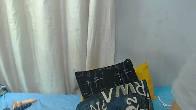curvydarckcohocolate online show from 07-04-26, 07:18