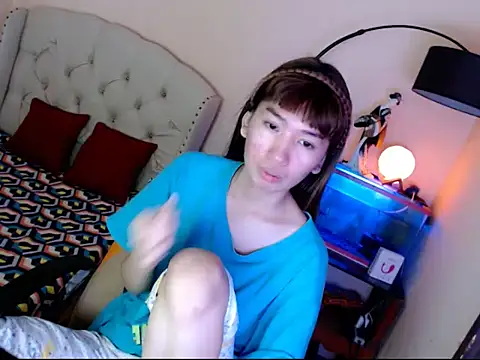 ShantalFoxxy  online show from 10-16-25, 04:48