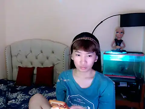 ShantalFoxxy  online show from 04-14-26, 12:54