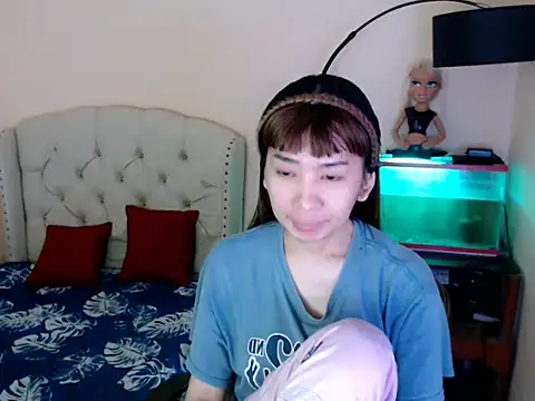 ShantalFoxxy  online show from 02-21-26, 01:07