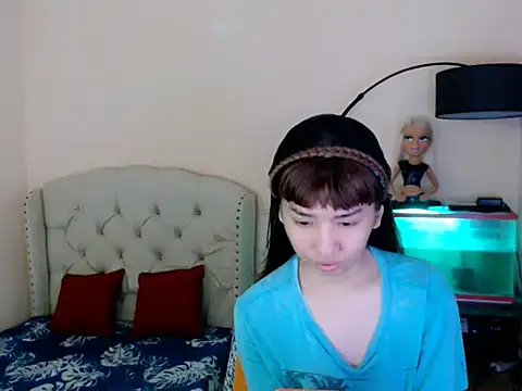 ShantalFoxxy  online show from 03-08-26, 12:27