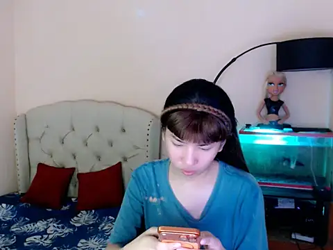 ShantalFoxxy  online show from 04-03-26, 01:01