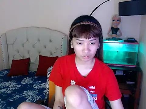 ShantalFoxxy  online show from 02-15-26, 12:15