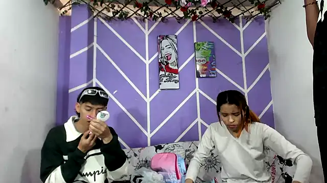 lau and boys18 online show from 09-14-25, 01:44
