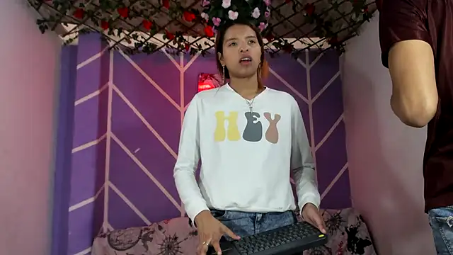 lau and boys18 online show from 09-25-25, 02:01