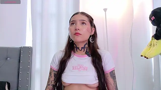 sara queen10 online show from 12-02-25, 05:58