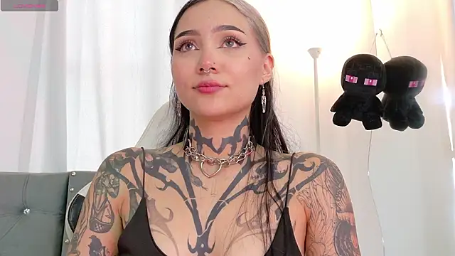 sara queen10 online show from 02-18-26, 05:53