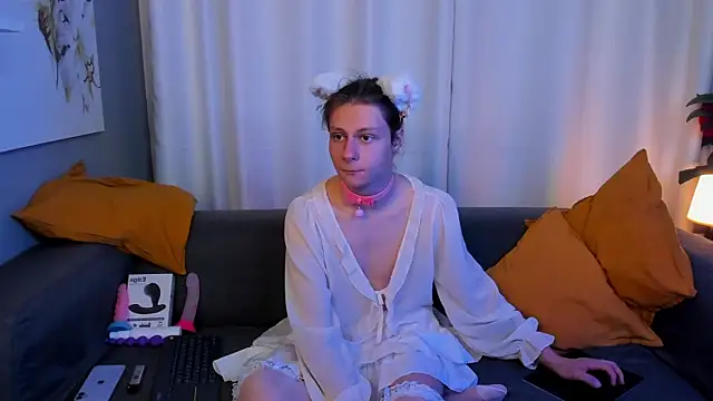 kitsuhii online show from 09-13-25, 03:45