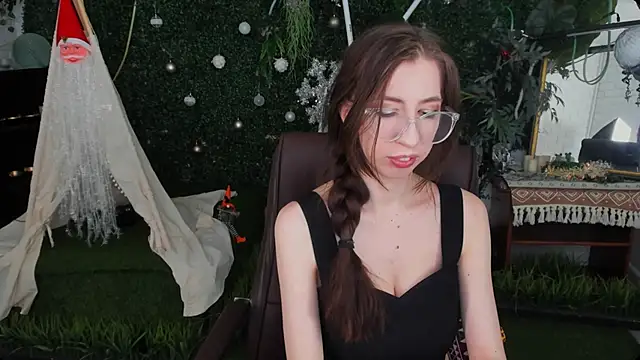 CareyJonas online show from 12-19-25, 01:57