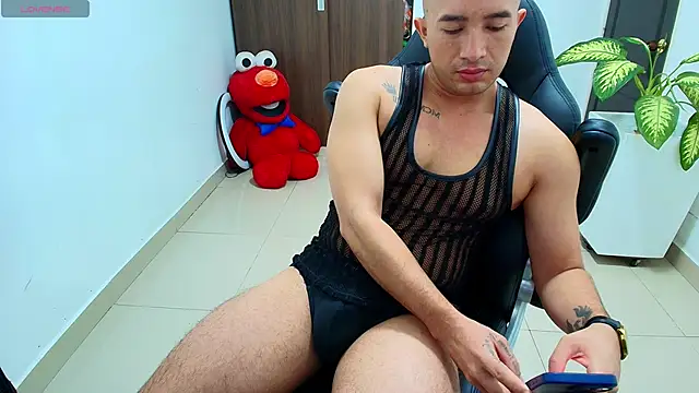 sebastian oconnor77 online show from 09-19-25, 12:42