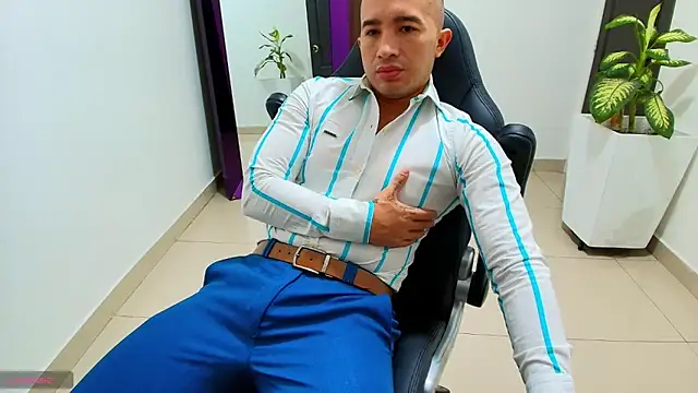 sebastian oconnor77 online show from 05-26-26, 12:47
