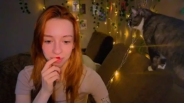 Lori Williams online show from 03-11-26, 02:05