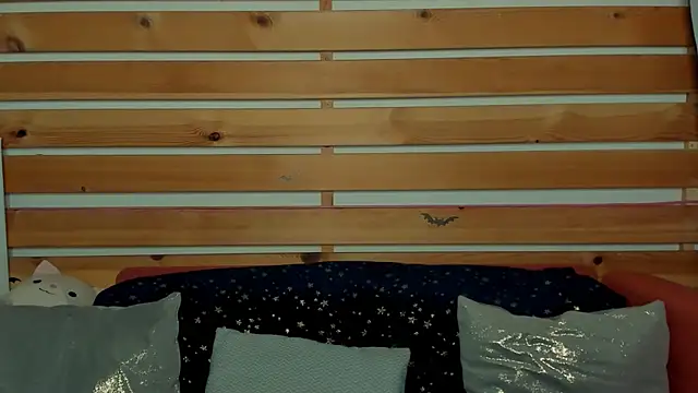 Lori Williams online show from 01-17-26, 01:09