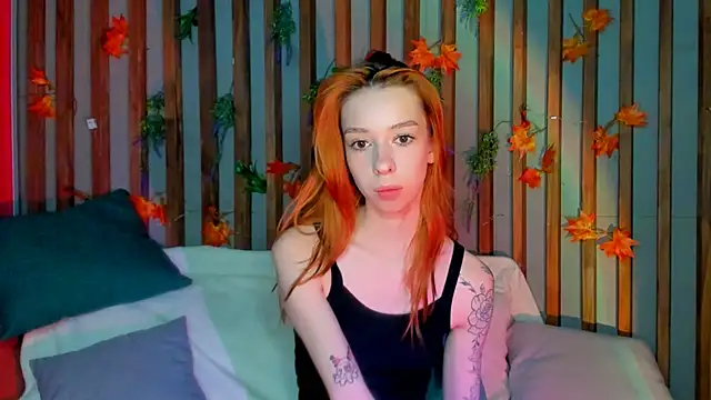 Lori Williams online show from 12-18-25, 01:00