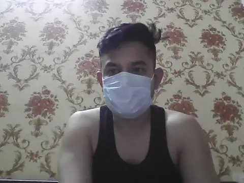 Snapshot of NIVAN_7251 chatting on 09-15-25, 06:52 NIVAN 7251 online show from 09-15-25, 06:52