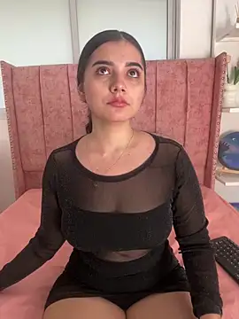 salomecute21 online show from 04-02-26, 11:17