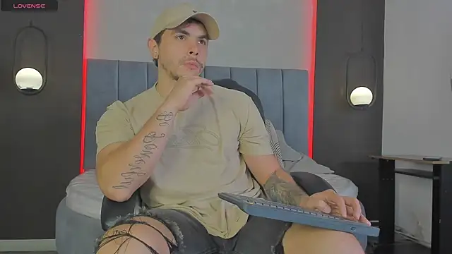 Liam walk  online show from 03-07-26, 11:21