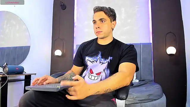 Liam walk  online show from 10-14-25, 11:47