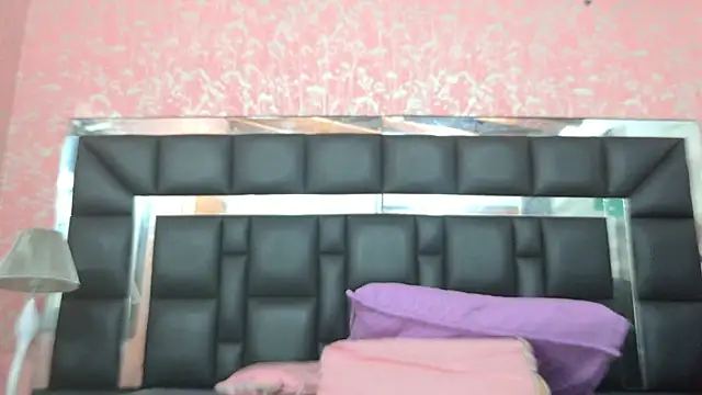 Snapshot of anzhel_novick chatting on 10-04-25, 12:07 anzhel novick online show from 10-04-25, 12:07