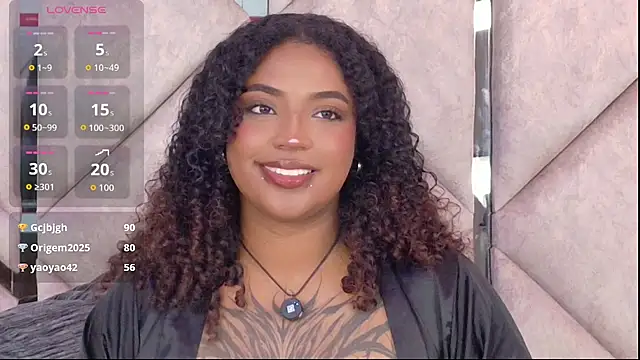 Cristal-Jonnes online show from 04-17-26, 04:04