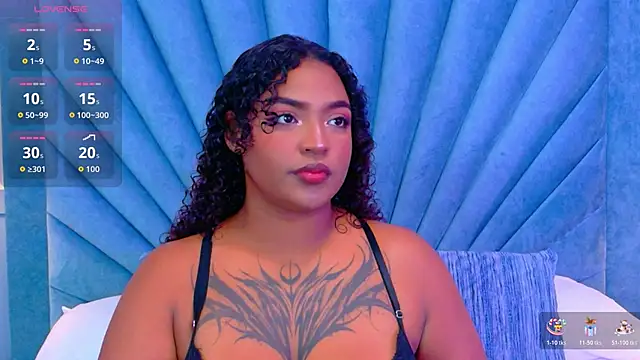 Cristal-Jonnes online show from 10-28-25, 04:35