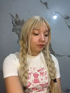 JuliethMoss online show from 04-04-26, 07:53