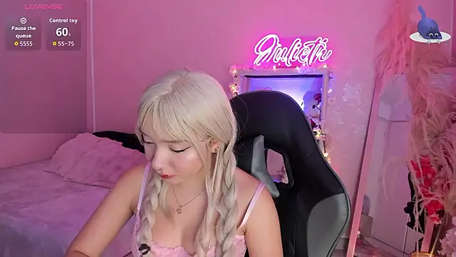 JuliethMoss online show from 03-25-26, 09:14