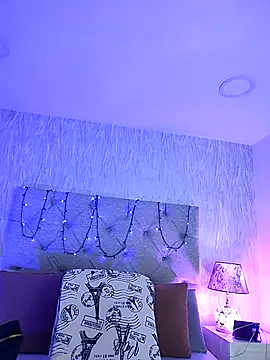 Pamelamiler   online show from 10-25-25, 11:53