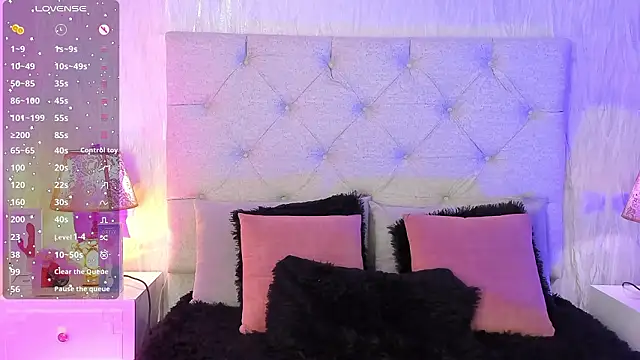 Pamelamiler   online show from 02-21-26, 12:18