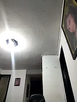 Pamelamiler   online show from 11-08-25, 10:41